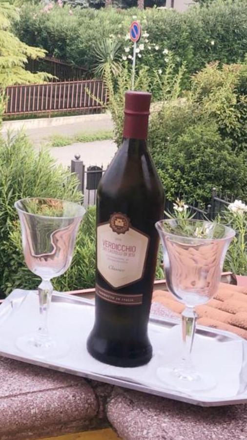 Giulietta E Romeo Bed and Breakfast Πεσκιέρα ντελ Γκάρντα Εξωτερικό φωτογραφία