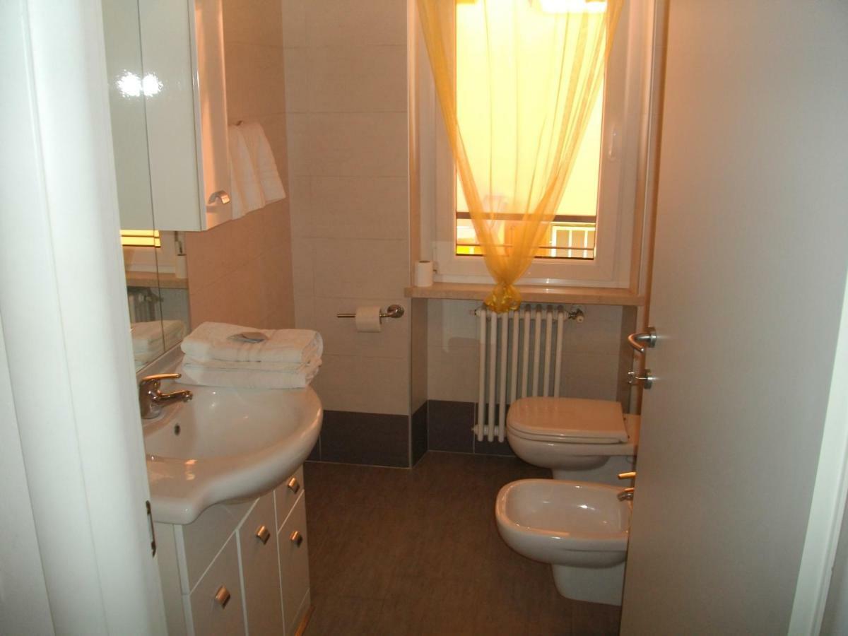 Giulietta E Romeo Bed and Breakfast Πεσκιέρα ντελ Γκάρντα Εξωτερικό φωτογραφία