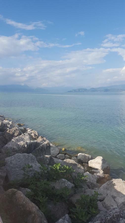 Giulietta E Romeo Bed and Breakfast Πεσκιέρα ντελ Γκάρντα Εξωτερικό φωτογραφία